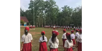 Kegiatan Upacara Bendera
